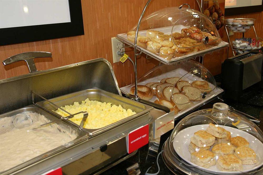 Hampton Inn Muscatine Restoran gambar