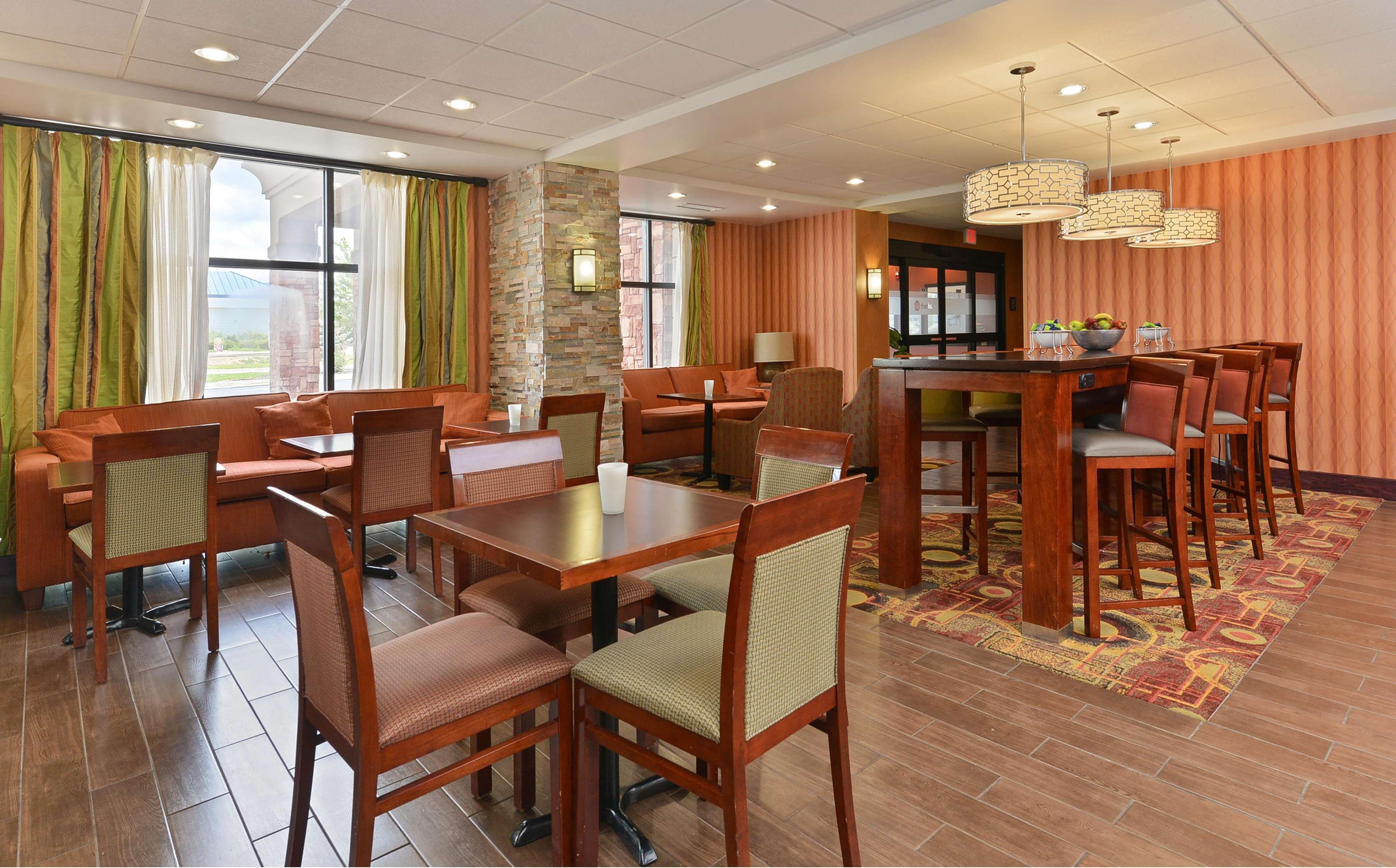 Hampton Inn Muscatine Luaran gambar