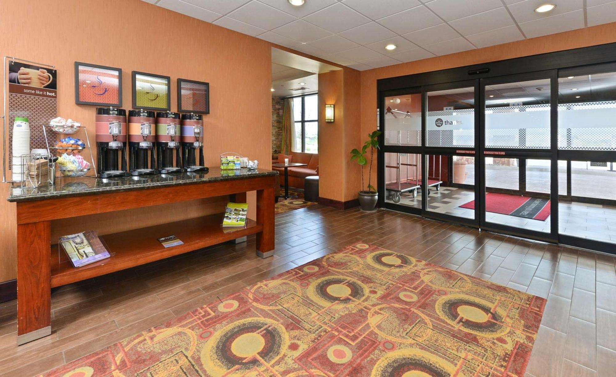 Hampton Inn Muscatine Luaran gambar